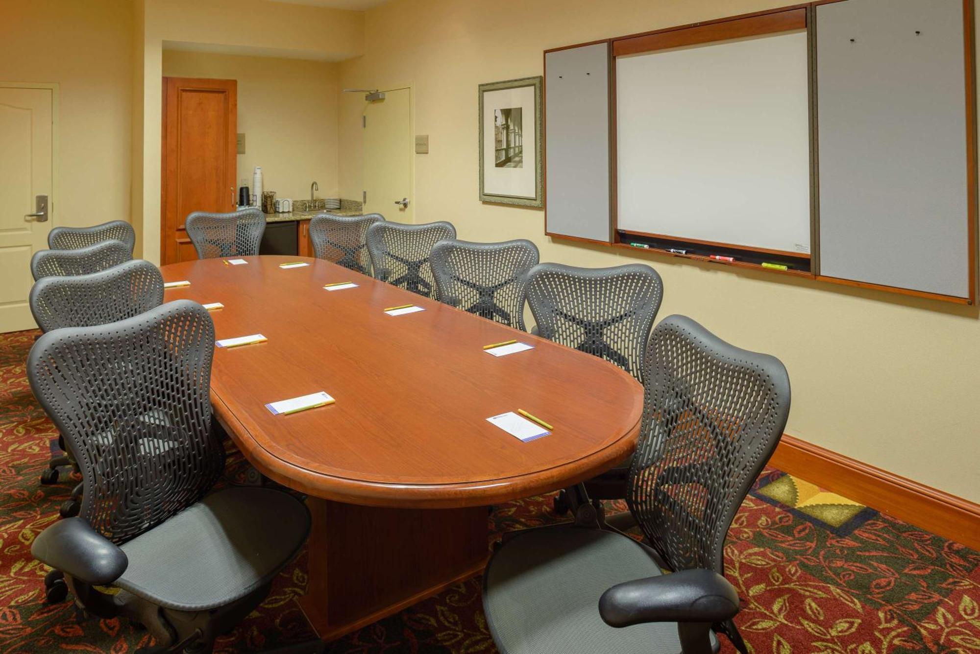 Hilton Garden Inn Joplin Ngoại thất bức ảnh